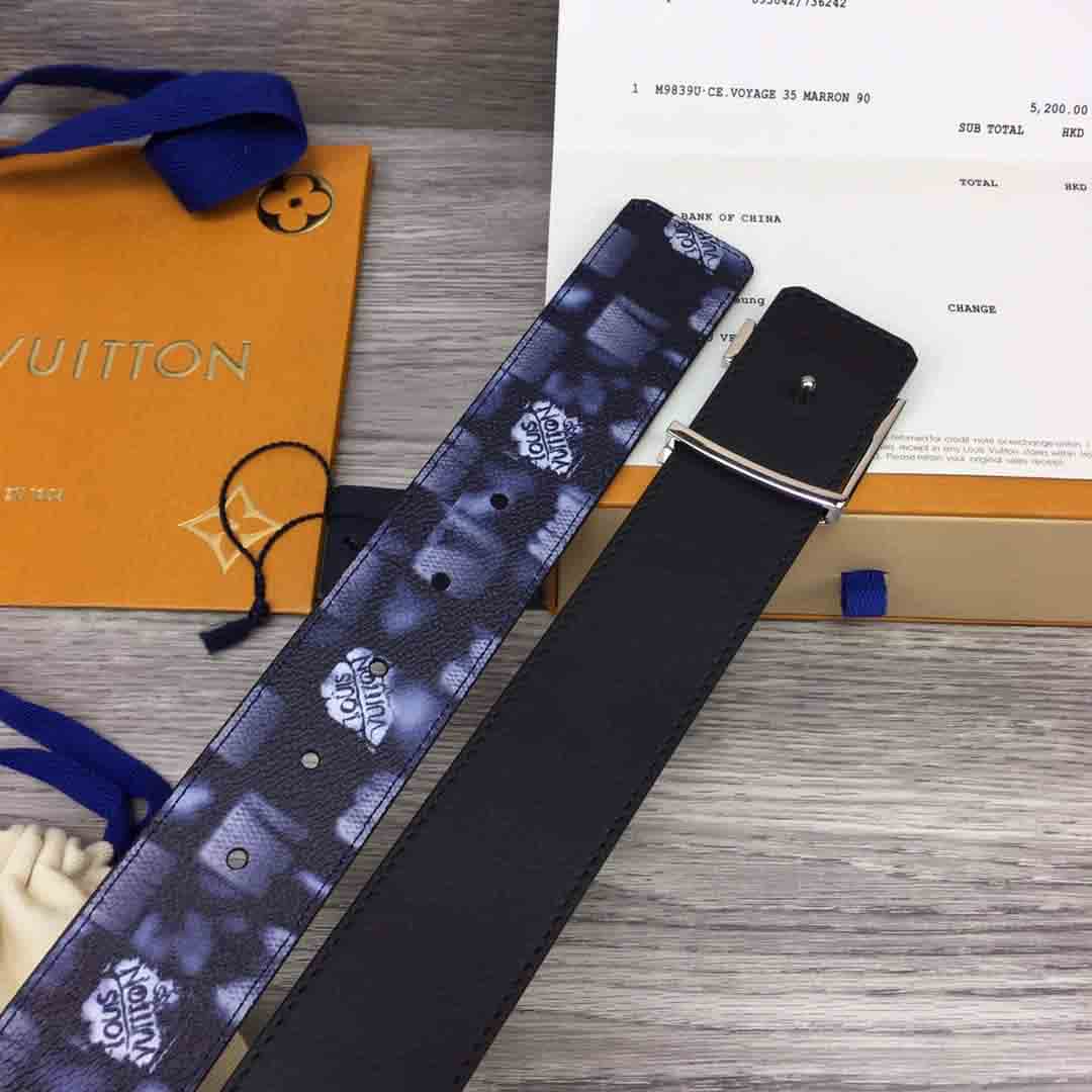 Louis Vuitton white mens LV belt 49000