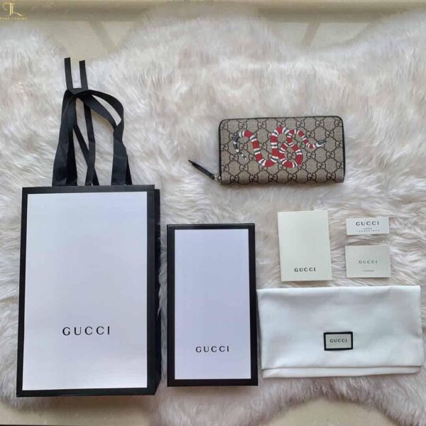 Ví dài Gucci Kingsnake Print GG Supreme Zip Around Wallet Brow