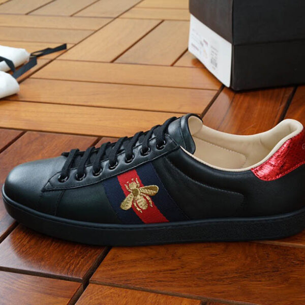 Giày Gucci Ace Embroidered ong đen Like Auth