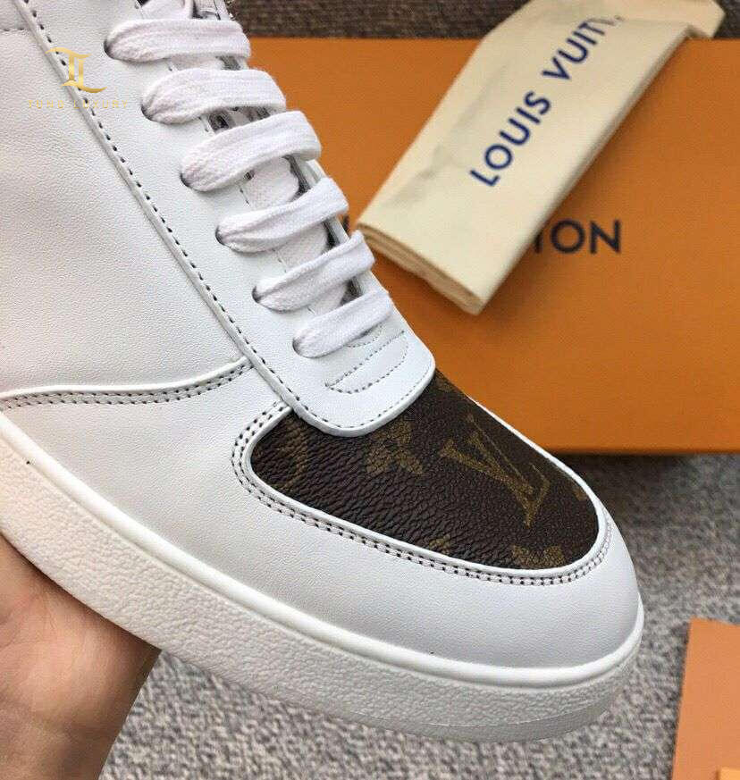 Giày Louis Vuitton Rivoli Sneaker Cacao like auth màu trắng