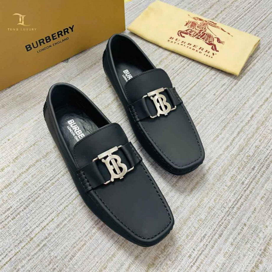 Giày lười Burberry họa tiết logo da lì siêu cấp like auth 99% - TUNG LUXURY™