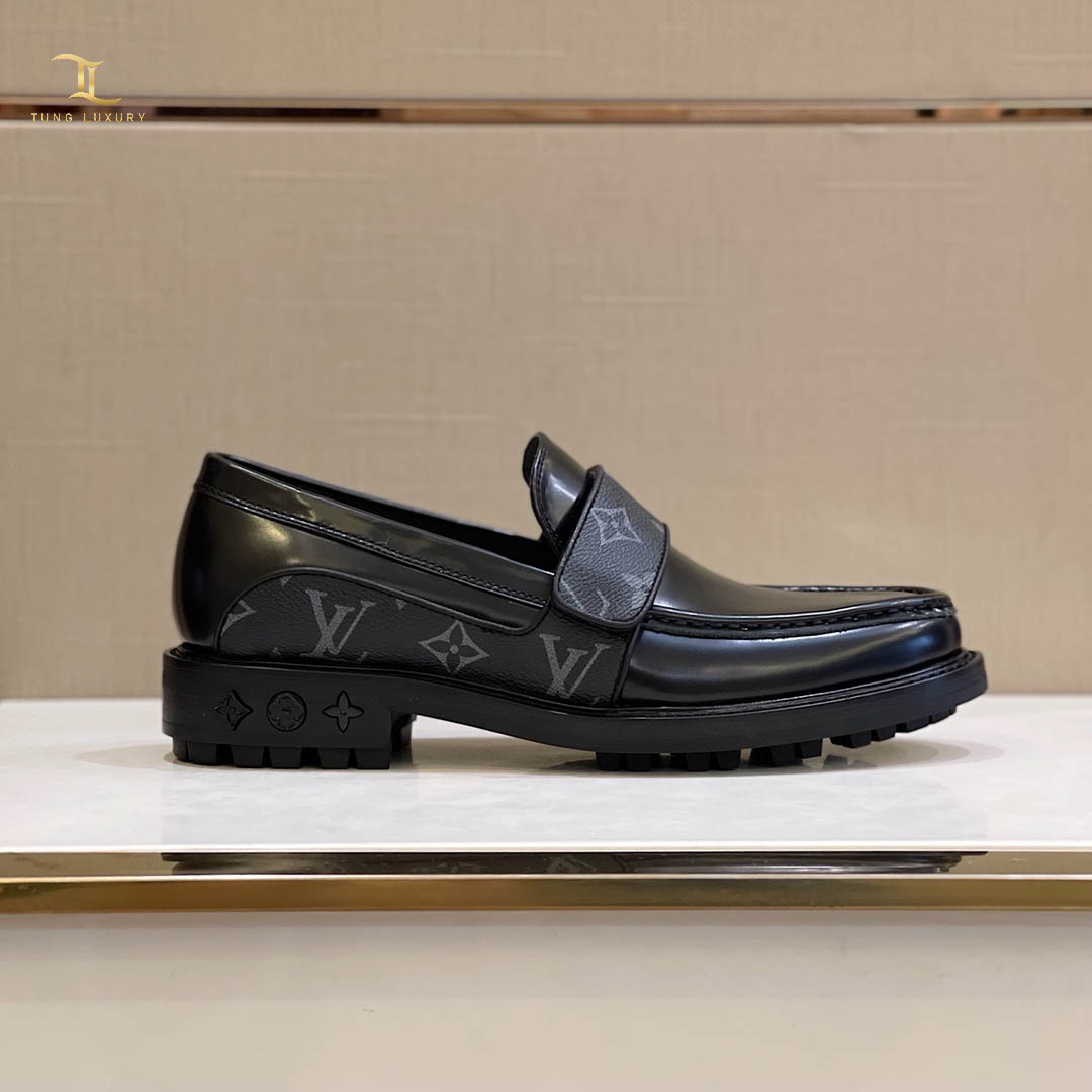 Giày lười Louis Vuitton Derby Harness Loafers tag hoa siêu cấp Like Auth