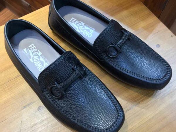 Giày lười Falvatore Ferragamo Black Peychee men Beanie siêu cấp logo ngang đen