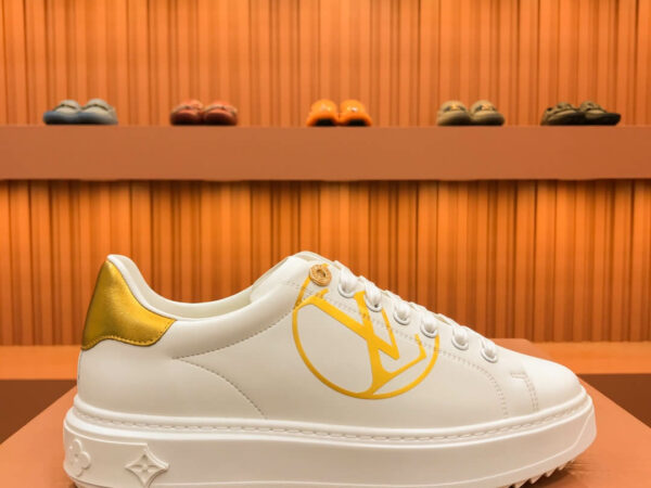 Giày thể thao Louis Vuitton siêu cấp Logo chữ vàng