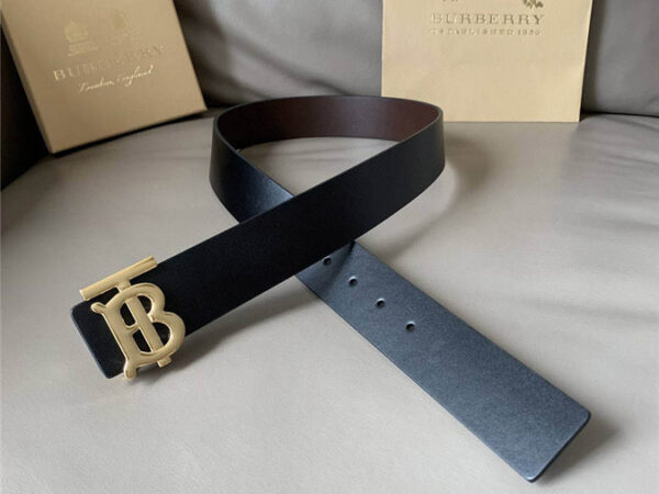Thắt lưngBurberry Reversible Monogram Motif Leather khóa vàng