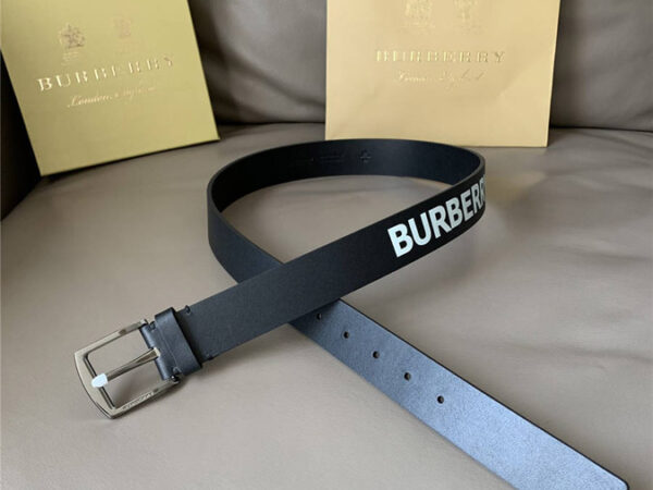 Thắt lưng Burberry Men's Kingdom Print Belt chữ trắng