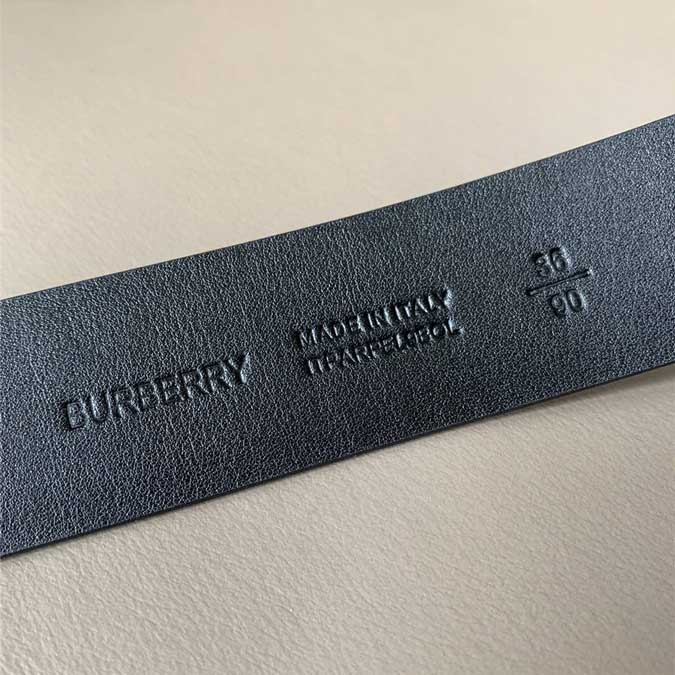  Thắt lưng Burberry Reversible Monogram Motif Leather siêu cấp màu đen