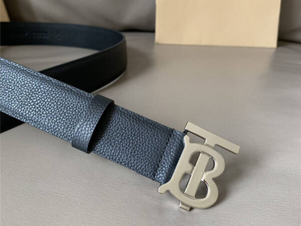 Thắt lưng Burberry Reversible Monogram Motif Leather siêu cấp màu đen