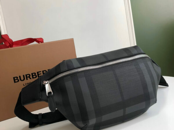 Túi đeo Burberry Bum Bag siêu cấp họa tiết caro