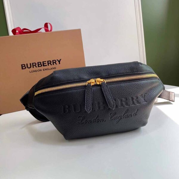 Túi đeo Burberry siêu cấp da nhăn họa tiết logo chữ chìm
