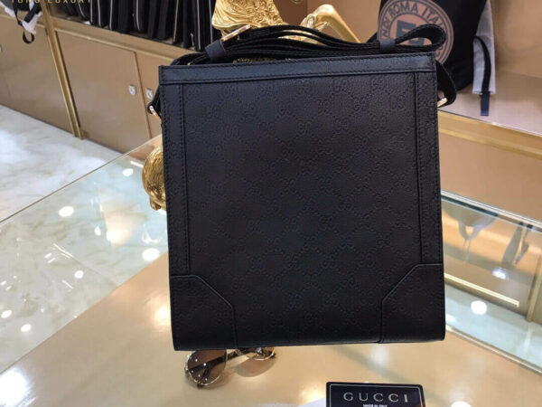 Túi đeo chéo Gucci siêu cấp hình hộp vuông màu đen