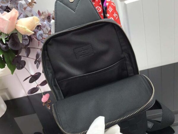 Túi đeo chéo Louis Vuitton Avenue Sling Bag Caro siêu cấp dập chìm