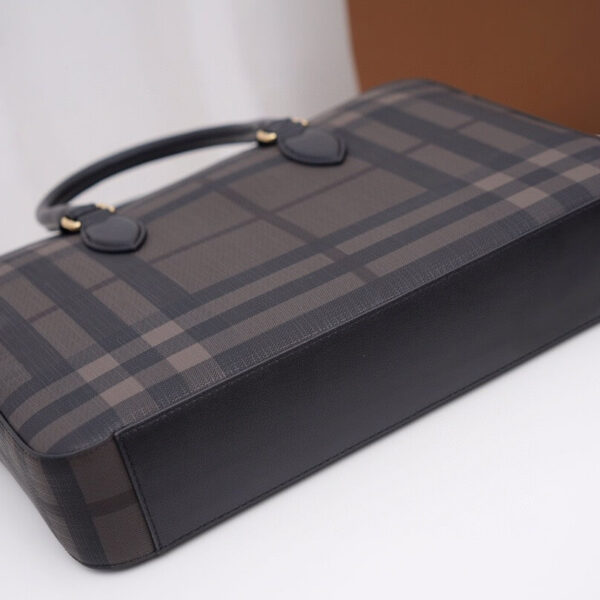 Túi xách nam Burberry siêu cấp Checkleather Briefcase hoạ tiết caro màu nâu