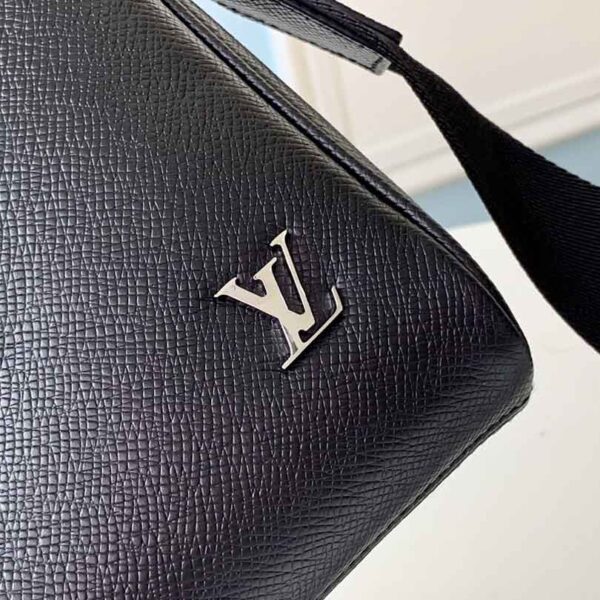Túi đeo chéo Louis Vuitton Alex Messenger BB siêu cấp da taiga