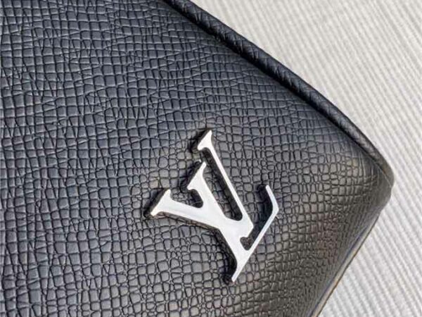 Túi xách nam Louis Vuitton Alex Briefcase like auth da taiga
