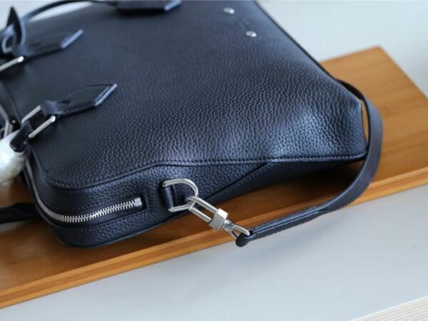 Túi xách nam Louis Vuitton Armand Briefcase PM like auth da nhăn
