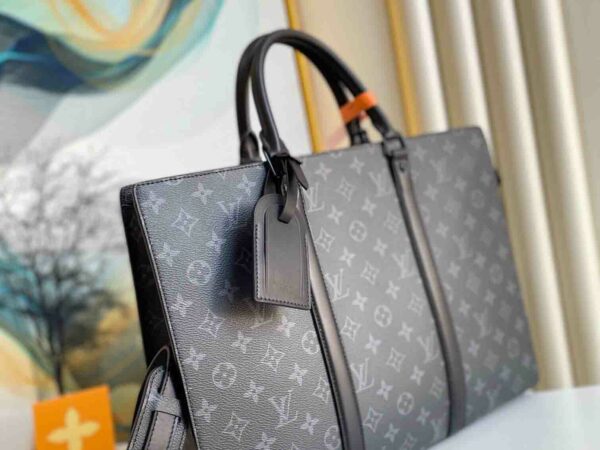 Túi xách nam Louis Vuitton Sac Plat Horizontal Zippe Monogram like auth