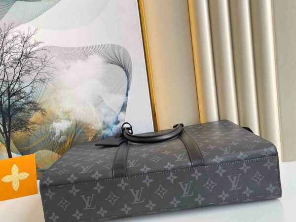 Túi xách nam Louis Vuitton Sac Plat Horizontal Zippe Monogram like auth