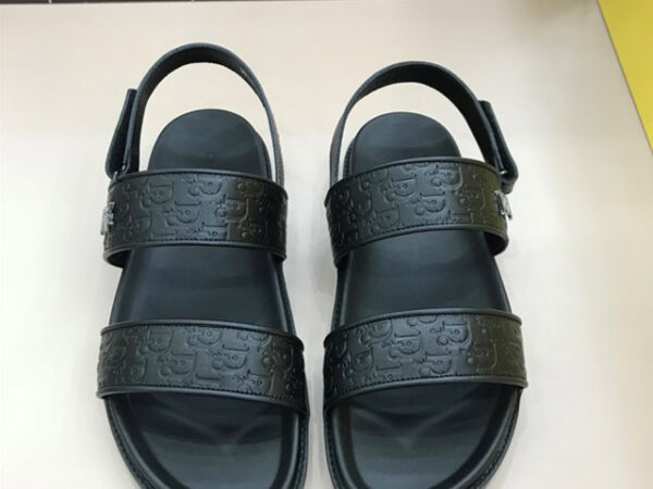 Dép sandal Dior like au đế da trơn họa tiết logo chữ nhỏ màu đen