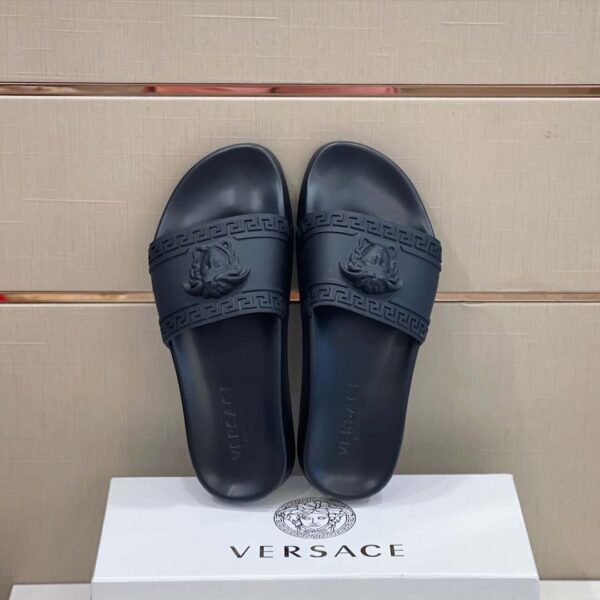 Dép Versace Palazzo Pool Sliders like auth màu đen