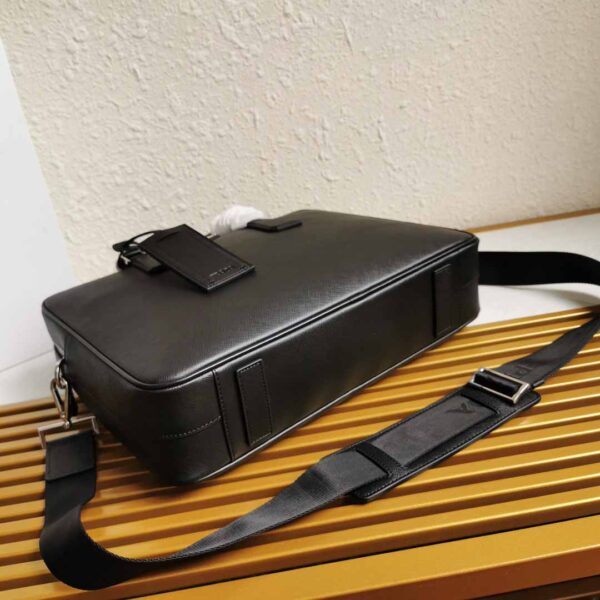 Túi xách nam Prada siêu cấp Saffiano Leather Briefcase da taiga màu đen