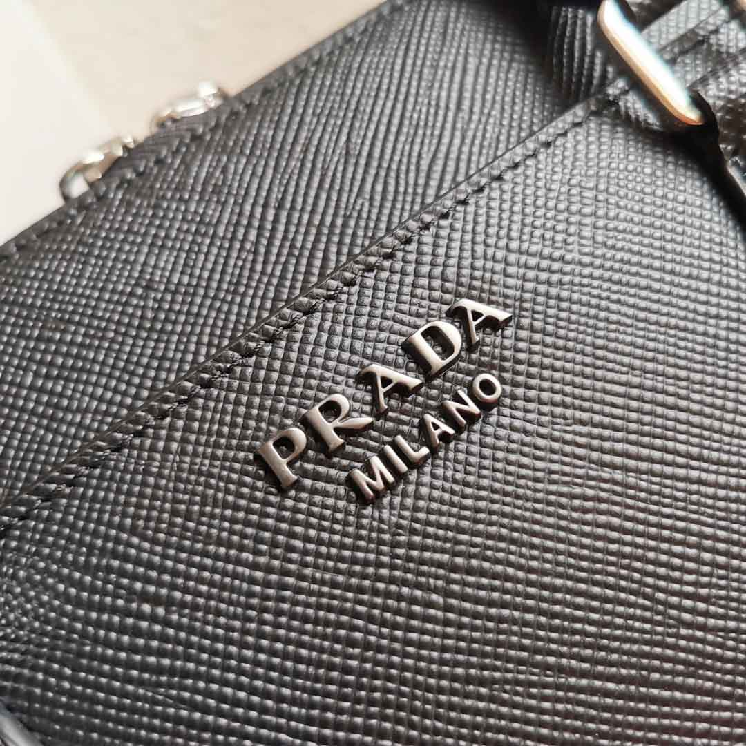 Túi xách nam Prada siêu cấp da taiga họa tiết logo chữ nổi