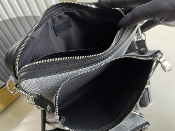 Túi đeo chéo Louis Vuitton siêu cấp Trio Messenger Bag caro trắng