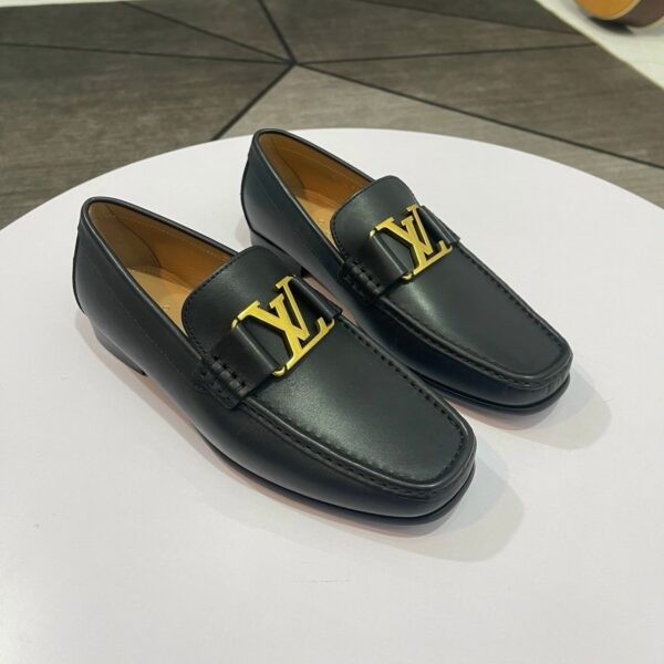 Giày lười Louis Vuitton Montaigne Loafer Like auth đế cao khóa vàng