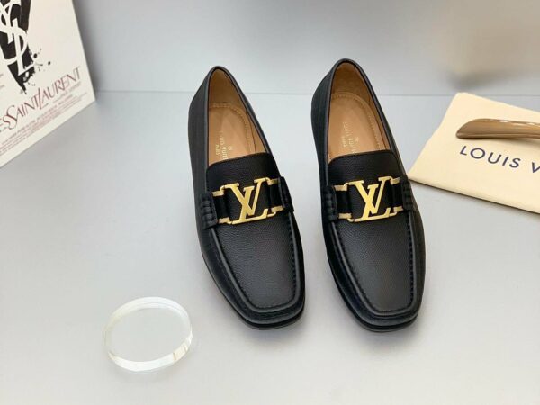 Giày lười Louis Vuitton Montaigne đế cao like auth tag vải khoá vàng
