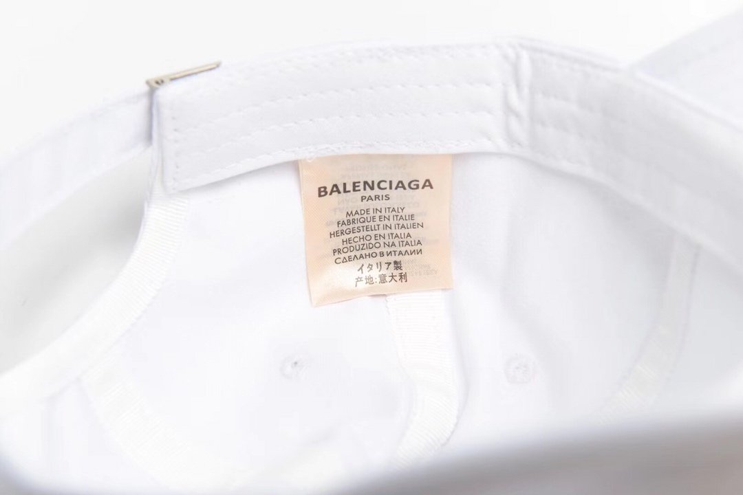 Mũ nam Balenciaga siêu cấp logo thêu màu trắng 