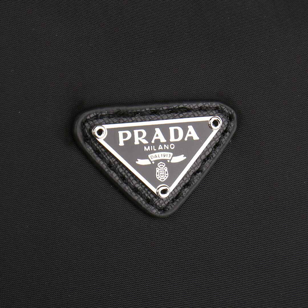 Túi đeo Prada siêu cấp màu đen họa tiết túi phụ