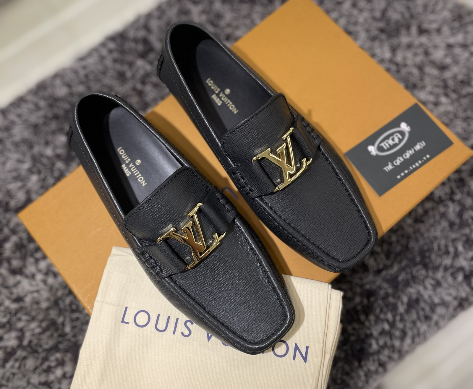 Địa chỉ bán giày nam Louis Vuitton chính hãng 