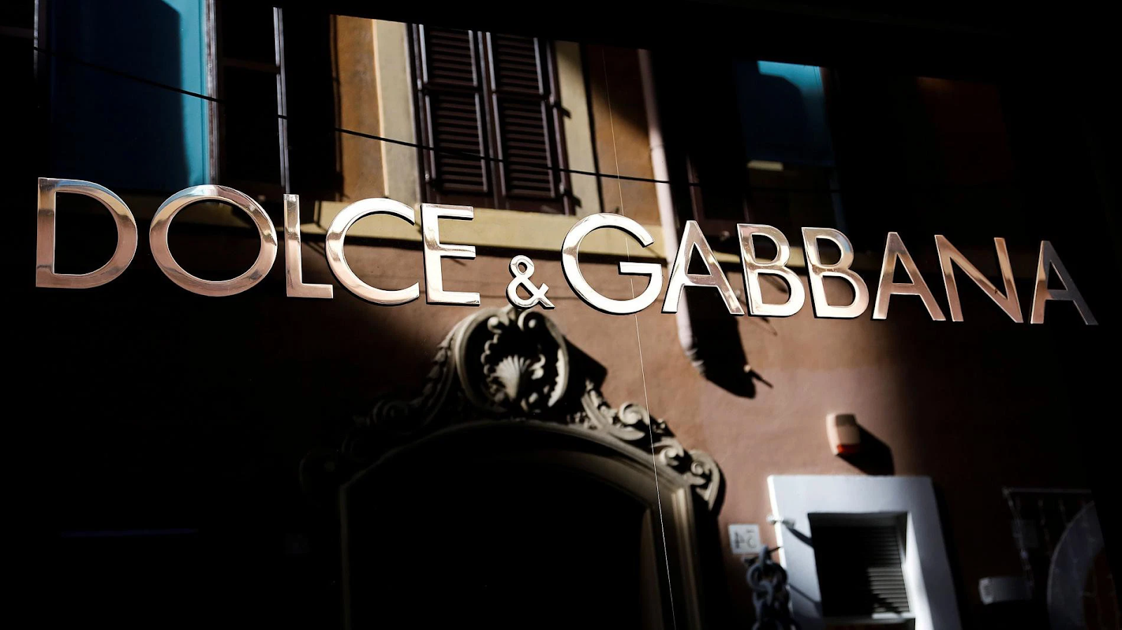Logo thương hiệu Dolce & Gabbana
