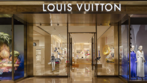 Thương hiệu Louis Vuitton vô cùng danh giá và đẳng cấp toàn cầu