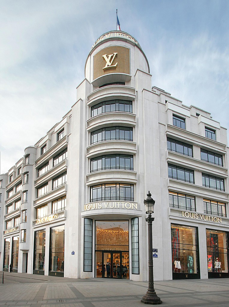 Thương hiệu thời trang cao cấp Louis Vuitton