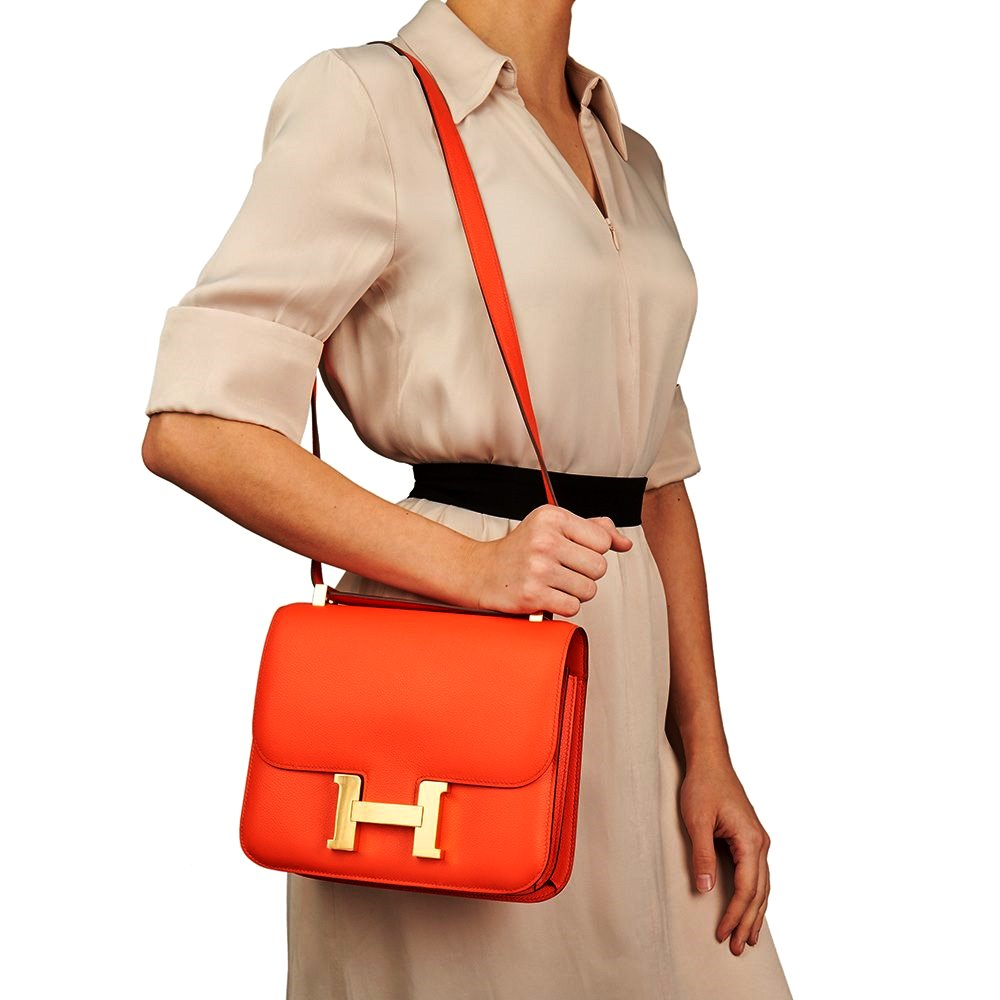 Ví Hermes nữ chính hãng với họa tiết độc đáo, cùng chất liệu cao cấp bền màu