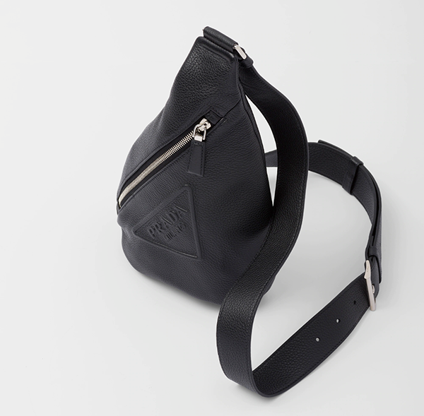 Túi đeo chéo được ưa chuộng lựa chọn bởi thiết kế đơn giản nhưng vẫn sang trọng