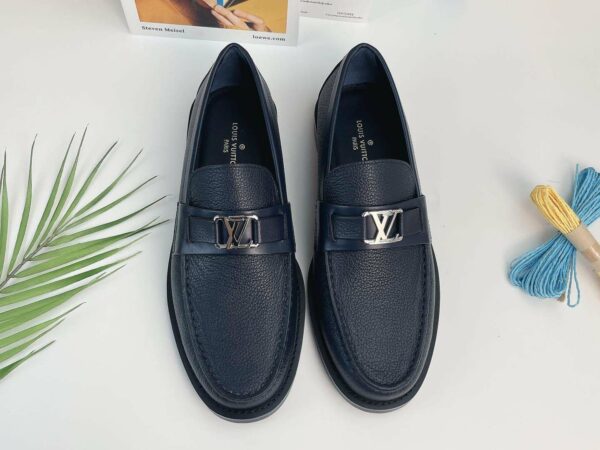 Giày lười Louis Vuitton like au Major Loafer da nhăn màu xanh