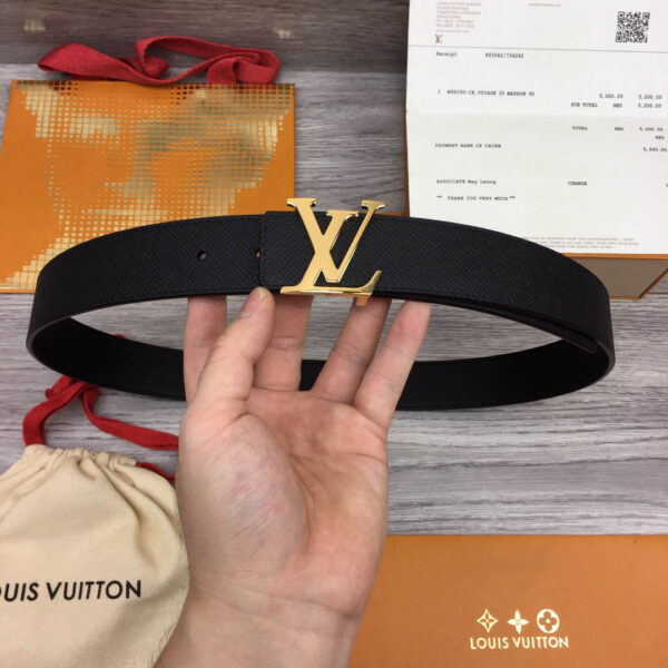Thắt lưng LV like au da taiga khóa logo màu vàng