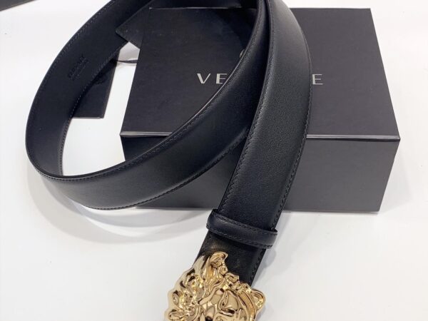 Thắt lưng Versace siêu cấp da trơn khóa Medusa màu vàng