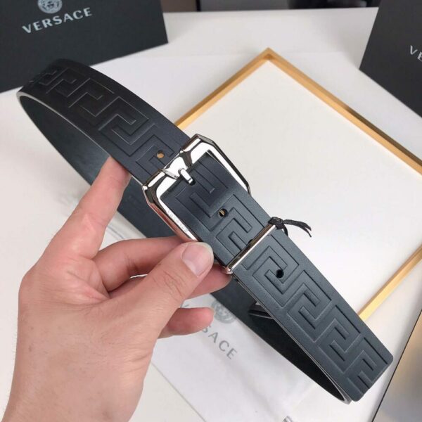 Thắt lưng Versace siêu cấp dây hoa văn khóa kim màu trắng