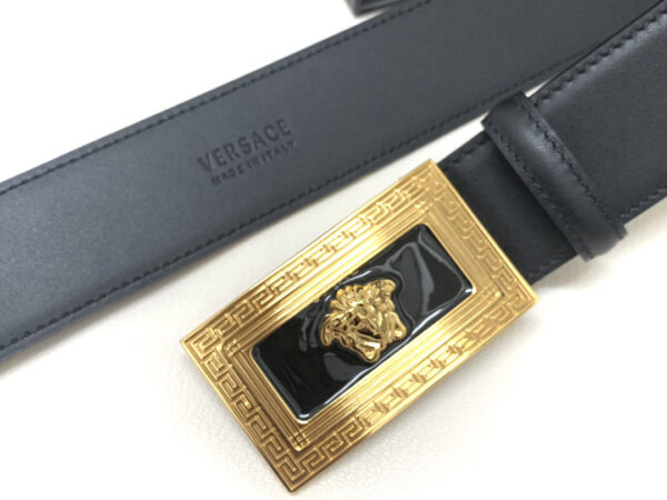 Thắt lưng Versace siêu cấp họa tiết viền hoa văn khóa vuông màu vàng