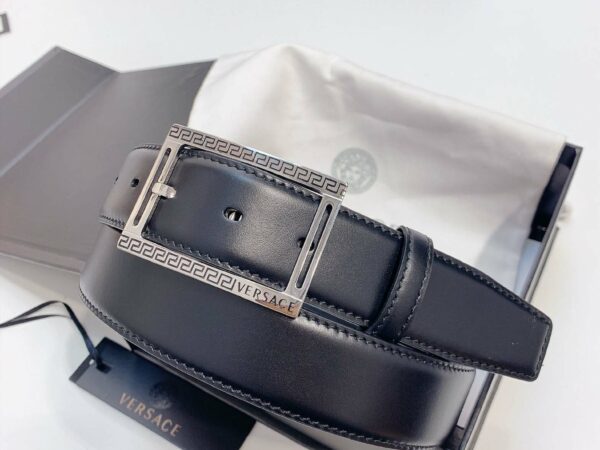 Thắt lưng Versace siêu cấp khóa kim viền hoa văn màu trắng