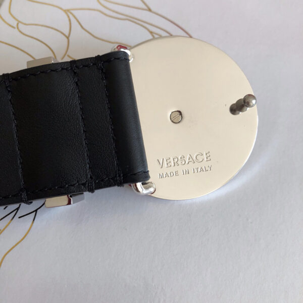 Thắt lưng Versace siêu cấp khóa logo tròn đính đá màu trắng