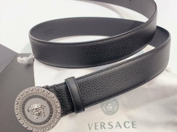 Thắt lưng Versace siêu cấp khóa tròn họa tiết đính ốc màu trắng