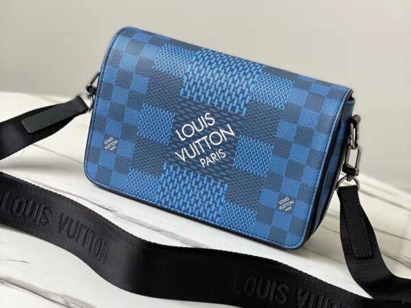 Túi đeo chéo Louis Vuitton like au Studio Messenger Bag Blue