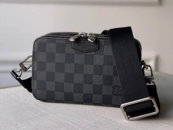 Túi đeo Louis Vuitton like au Alpha Wearable Wallet Damier