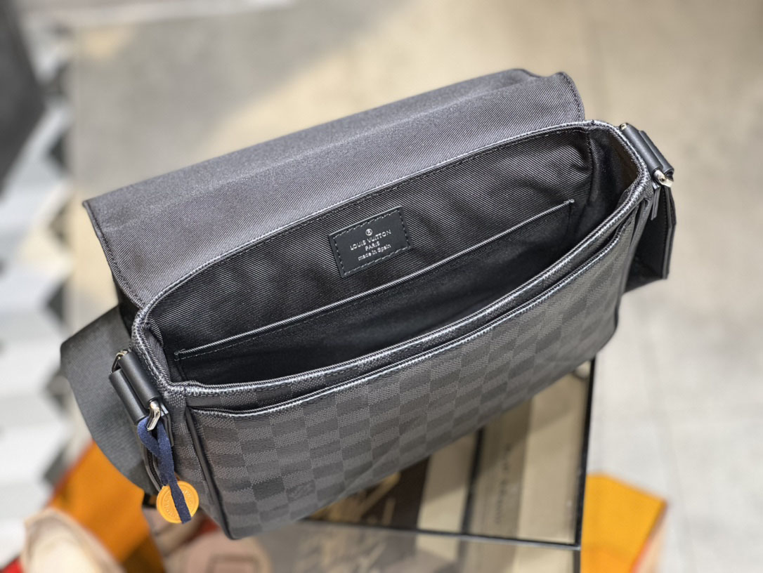 Louis Vuitton MessengerShoulder Bags for Men for sale  eBay