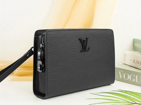 Ví Clutch Louis Vuitton siêu cấp khóa số da epi logo đen