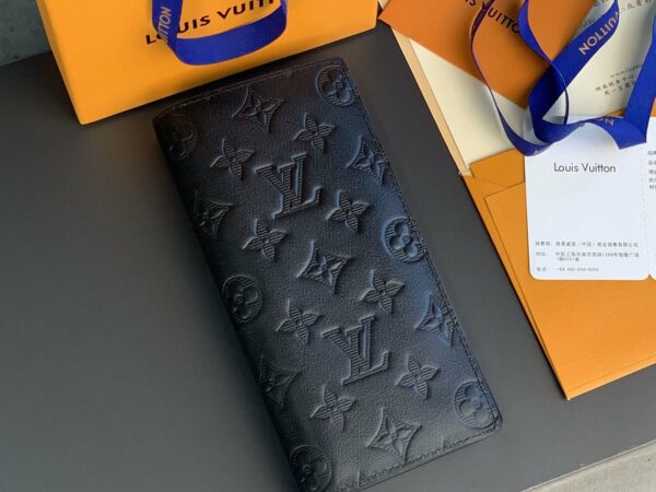 Ví dài Louis Vuitton like au Brazza Wallet Monogram Shadow Leather hoa chìm